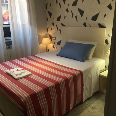 Campanile Suites-Alloggio Turistico Рим Екстериор снимка